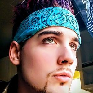 Meet your Posher, Connor